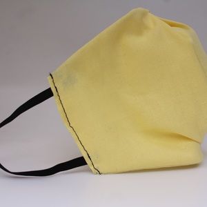 LIGHT YELLOW FACE MASK